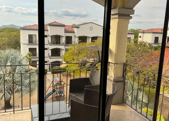 Flores Tamarindo Apartment